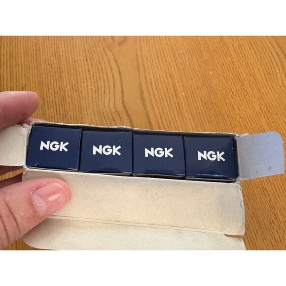 NGK 7164 Iridium IX Spark Plugs (4-Pack) NIB - Picture 4 of 4